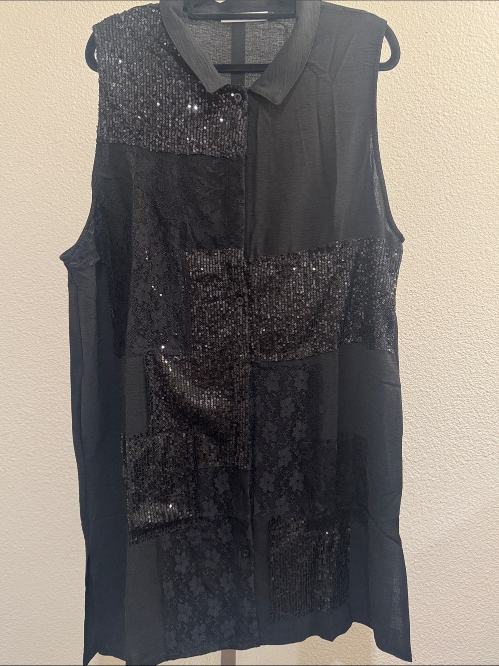 Black Sequin & Lace Patchwork Sleeveless Button-Down dress